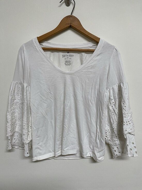 American Eagle Outfitters Tops - American Eagle Laced Blouse Women's XS Soft and Sexy LS Boho Minimalist